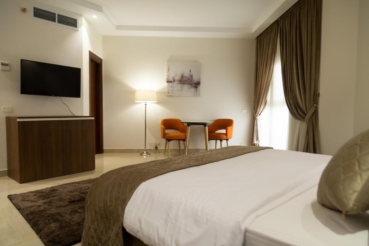 Diamond Land Hotel Madinat Al Ashir min Ramadan Екстер'єр фото